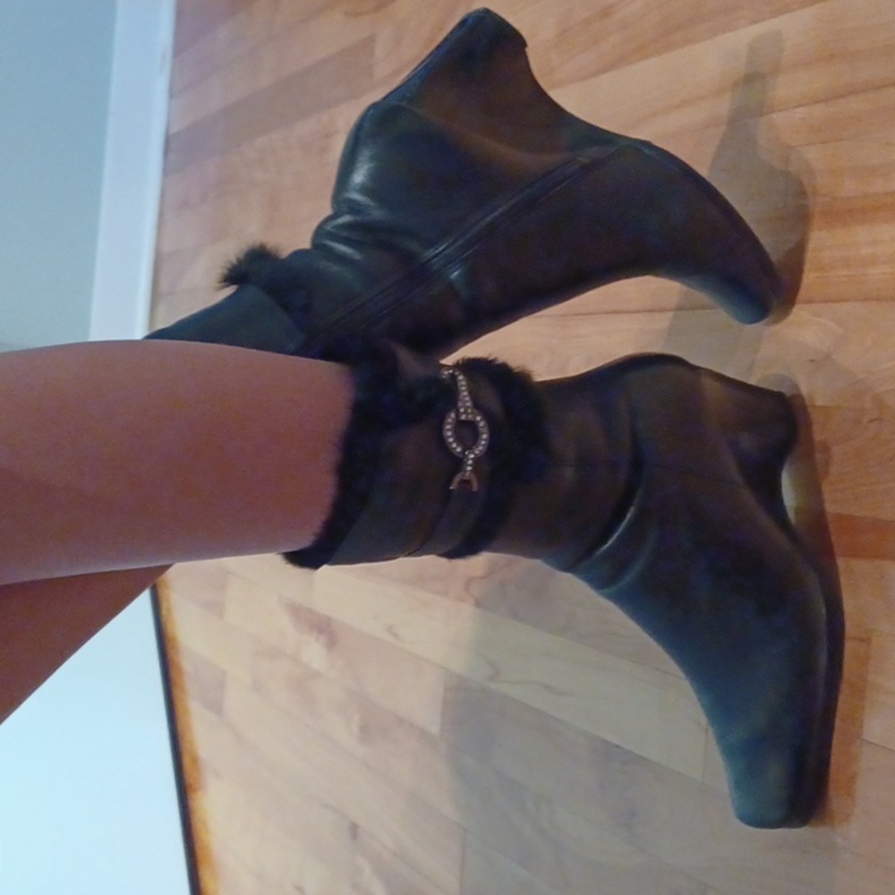 Winter Italian leather boots 👢 size 39